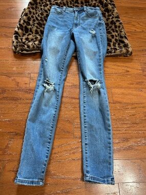 High-Rise Distressed Skinny Jeans - Blue